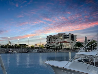 106 Port Royal Way, Pensacola, FL 32502