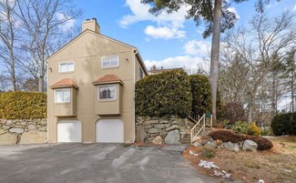 9 Manor House Ln Unit 27A, Uxbridge, MA 01569