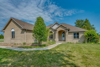 2335 Oakwood Ln, Marseilles, IL 61341