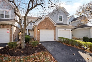 1208 Tennyson Ln Unit 805, Naperville, IL 60540