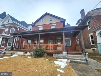 226 E Main St, Palmyra, PA 17078