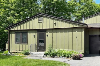 23 Pleasant St Unit 41, West Lebanon, NH 03784