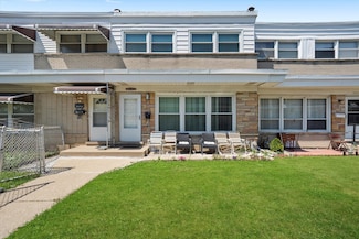 8827 N Washington St Unit B, Niles, IL 60714