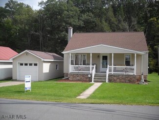 1053 Foot of Ten Rd, Duncansville, PA 16635