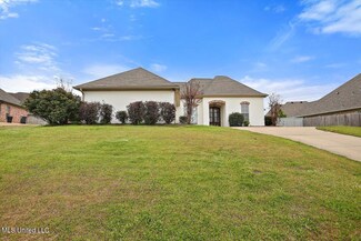141 Copper Creek Dr, Clinton, MS 39056