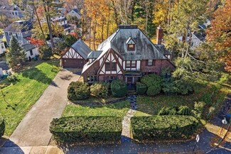 230 Woodward St, Waban, MA 02468