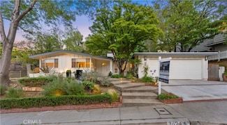 3624 Loadstone Dr, Sherman Oaks, CA 91403