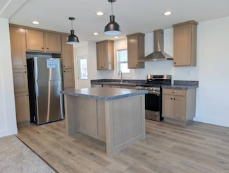 400 Sulphur Bank Dr Unit 114, Clearlake Oaks, CA 95423