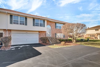 8428 Kirby Dr Unit 8428, Tinley Park, IL 60487