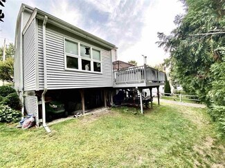 47 Riverside Ave, Hudson, NH 03051