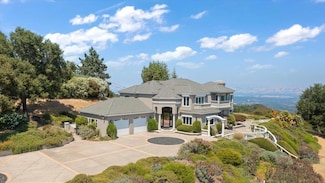 19465 Montevina Rd, Los Gatos, CA 95033