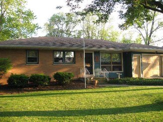 246 E 5th St, Herscher, IL 60941