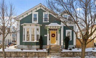 77 Courtland St, Providence, RI 02909