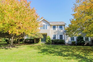 3911 Deerpath Dr, Sandusky, OH 44870