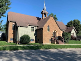 600 W Adams St Unit B  South Side, Creston, IA 50801
