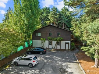 1033 SW 148th St, Burien, WA 98166