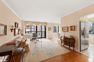 300 E 54th St Unit 22H, New York, NY 10022