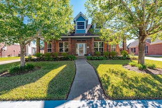 2507 Evergreen Dr, Pearland, TX 77581