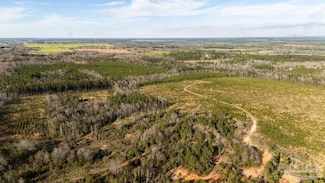 15C Polktown Rd, Jay, FL 32565