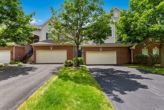 6051 Canterbury Ln, Hoffman Estates, IL 60192