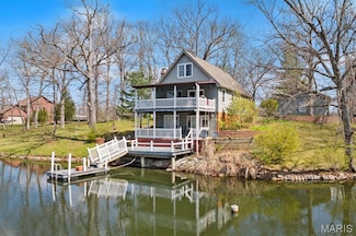 10949 Clearwater Ln, Plainview, IL 62685