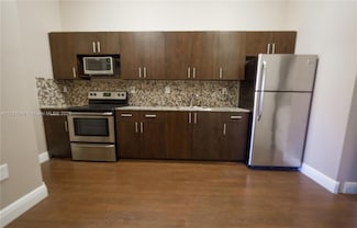 1469 SW 5th St Unit 5, Miami, FL 33135