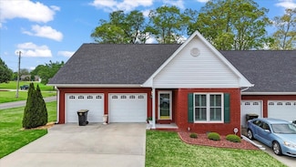1015 Brookridge Ln SE, Cullman, AL 35055