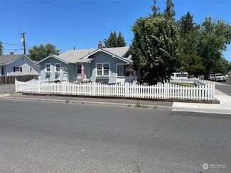 303 C St NW, Ephrata, WA 98823