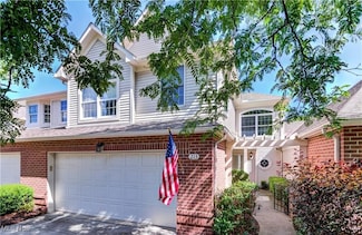 401 Bounty Way Unit 213, Avon Lake, OH 44012