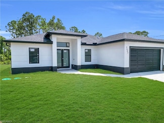 2607 45th St W, Lehigh Acres, FL 33971