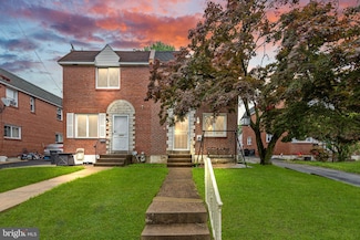 1811 Cricket Ln, Folcroft, PA 19032