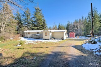 1556 Lost Hwy W, Seabeck, WA 98380