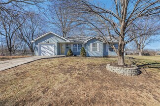 13112 Fuller Ave, Grandview, MO 64030