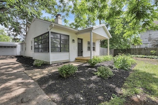 960 College Ave, Columbus, OH 43209