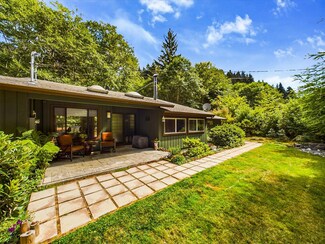551 McDonald Creek Rd, Trinidad, CA 95570
