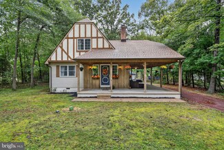 699 W Piney Hollow Rd, Williamstown, NJ 08094