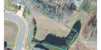 5049 Ashley Place Dr, Bessemer City, NC 28016