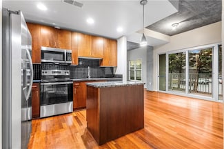 250 Pharr Rd NE Unit 308, Atlanta, GA 30305