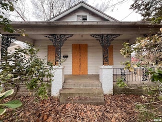417 W Monroe St, Carbondale, IL 62901