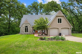 131 Lakeside Place, Dahinda, IL 61428