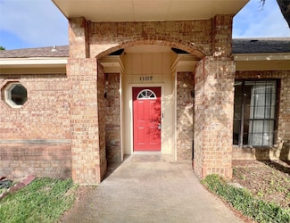 1107 Rita Ln, Duncanville, TX 75116