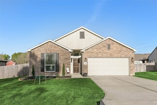 12199 Lake Conroe Hills Dr, Willis, TX 77318