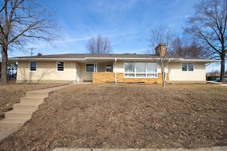 1358 6th Ave S, South Saint Paul, MN 55075
