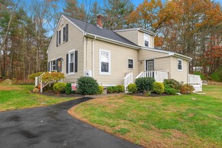 136 Mendon St, Blackstone, MA 01504