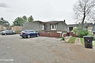 9111 Woodpark Ln NW, Knoxville, TN 37923