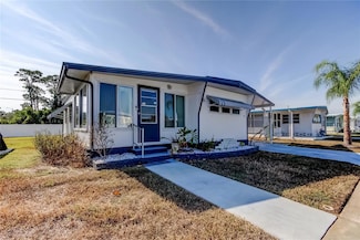 7 Drury Ln, Tarpon Springs, FL 34689