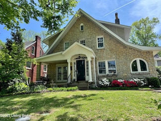 2302 Woodford Place, Louisville, KY 40205