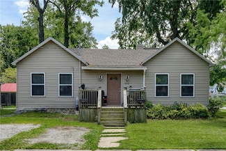 203 E Elm St, Olathe, KS 66061