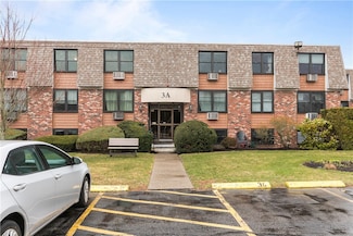 510 Child St Unit 311A, Warren, RI 02885