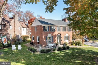 201 Walnut Place, Havertown, PA 19083
